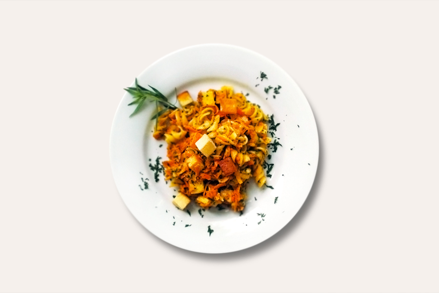 Karotten mit Estragon und Pasta